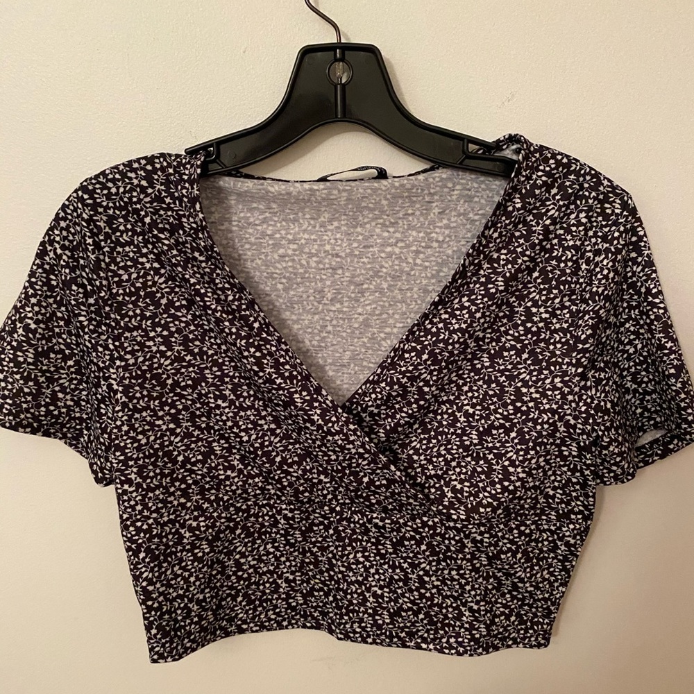 ✨4/$20 crop top